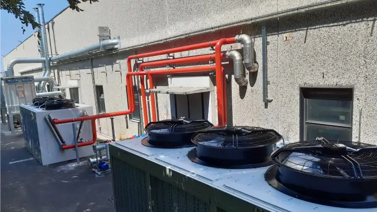 Assistenza all'Installazione Refrigeratori e Raffreddatori Industriali